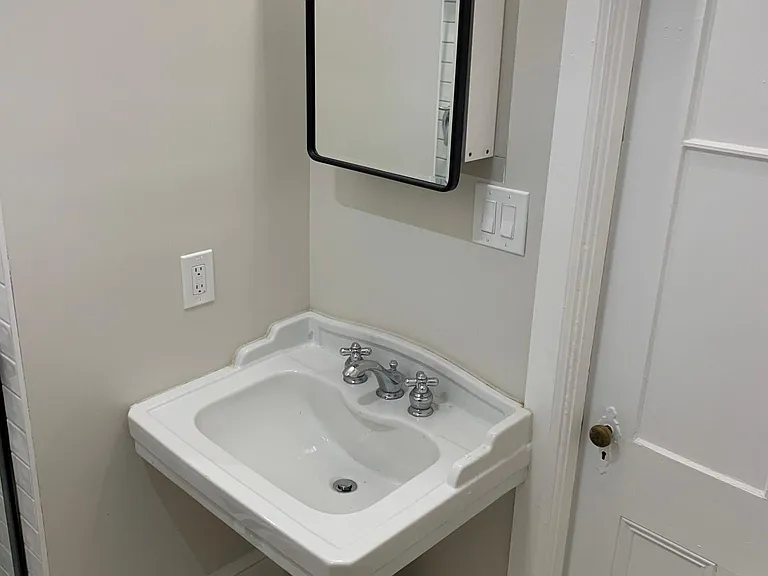 58 N Bridge St #1 — Photo 11