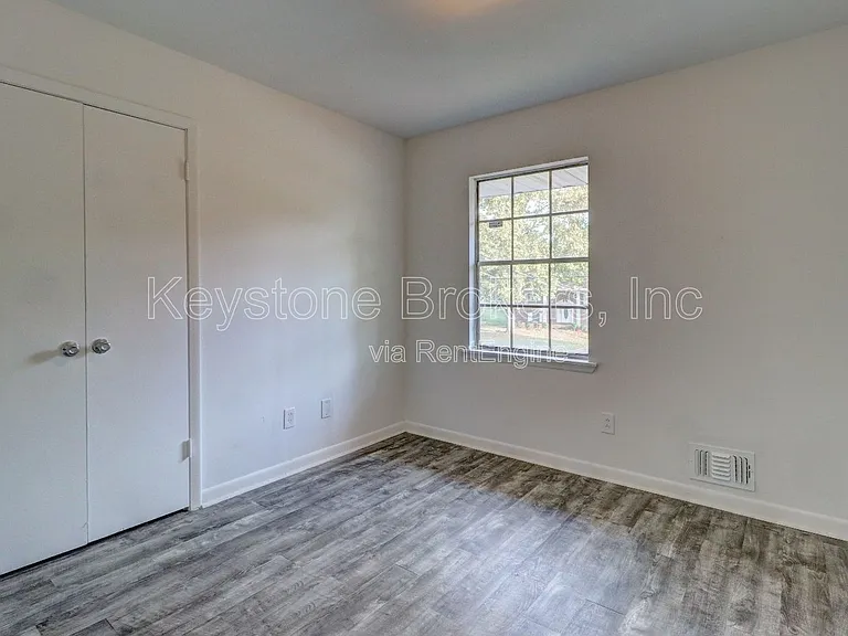 8774 Channing Dr — Photo 14