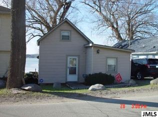 593 Gilletts Lake Rd, Jackson, MI 49201