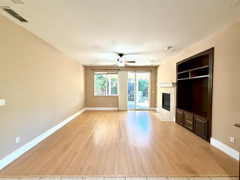1150 Scheidegger Cir — Photo 7