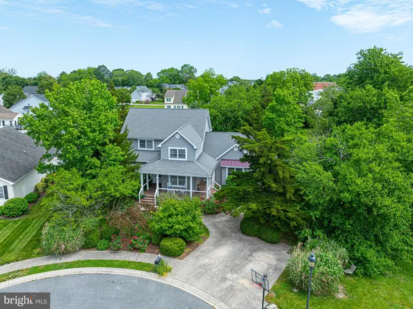 6 Penders Ct, Berlin, MD 21811