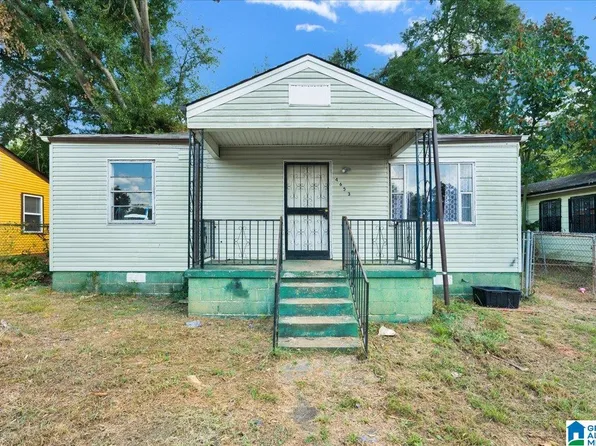 4653 Hillman Dr SW, Birmingham, AL 35221