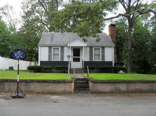 122 Vera St, Warwick, RI 02886