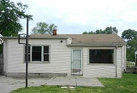 5th image of 409 Southdale Dr
