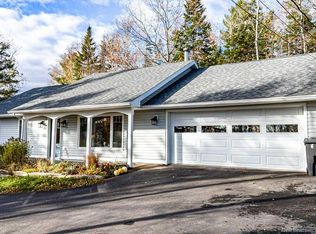 18 Hillsleigh Ct, Douglas, NB E3G 7Y9