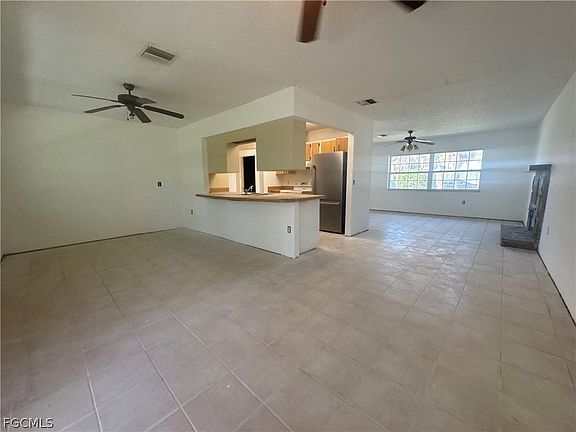 5th image of 601 Dolphin Rd