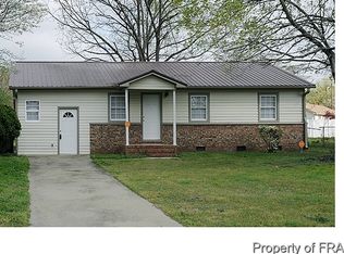 459 N Platte Rd, Fayetteville, NC 28303