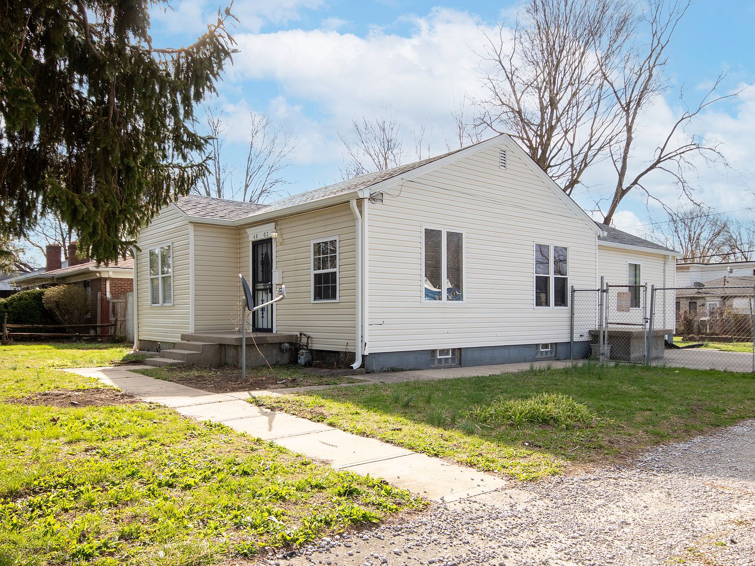 4803 E 34th St, Indianapolis, IN 46218 | Zillow