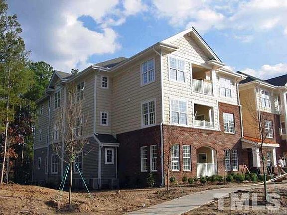 2nd image of 921 Providence Glen Dr #102