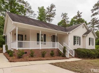 104 Kristen Ct, Clayton, NC 27520