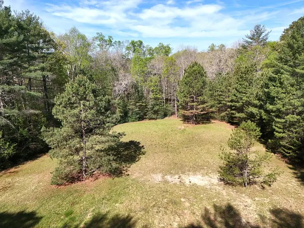 5 Creek Hollow Ln, Blairsville, GA 30512