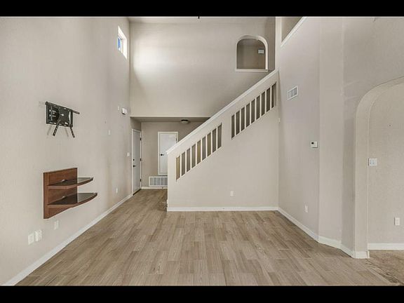 5th image of 14540 Igor Kaleri Ave