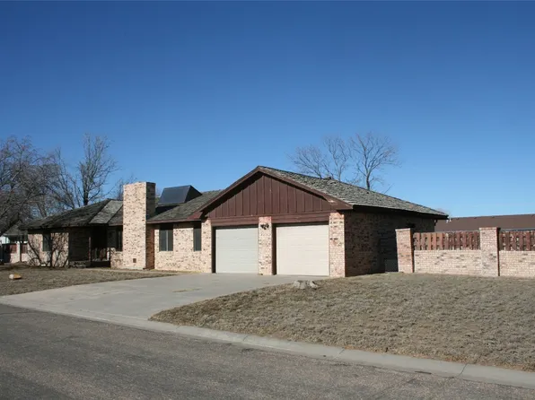 508 N Shoshone Ct, Satanta, KS 67870
