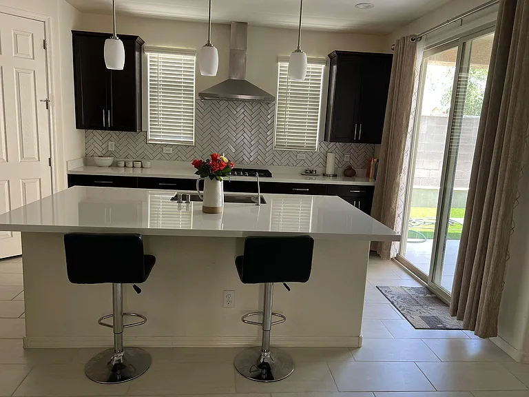 1044 S Sunset Dr — Photo 10