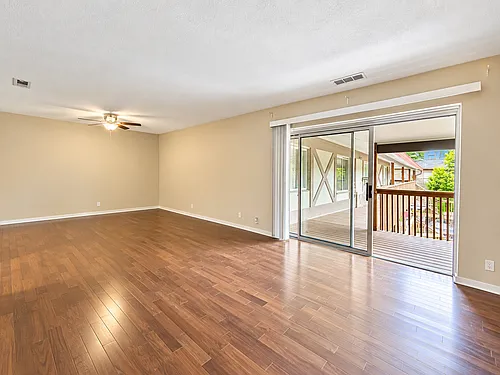 Floor plan 210-18