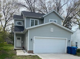 800 Iroquois Trl, Willoughby, OH 44094
