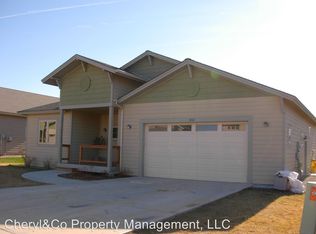 1033 E 19th St, Rifle, CO 81650