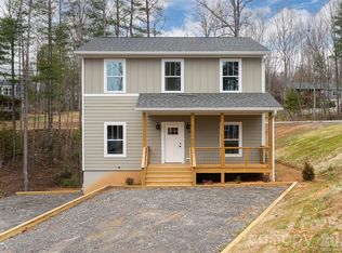 165 Cascade Ridge Rd, Fairview, NC 28730