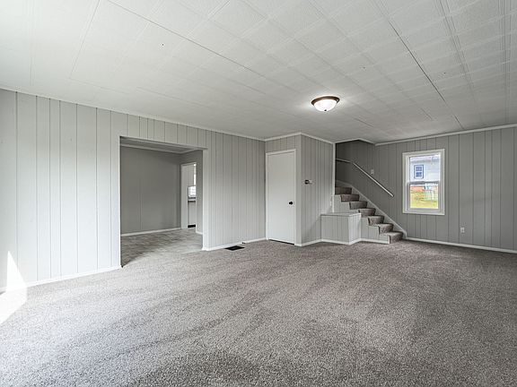 4th image of 517 W Chapel St