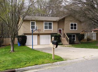 9220 Aylesbury Ln, Mint Hill, NC 28227