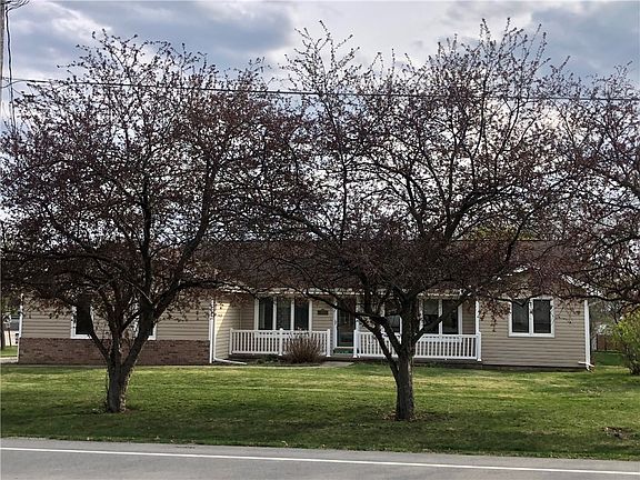 3rd image of 7136 NW Beaver Dr