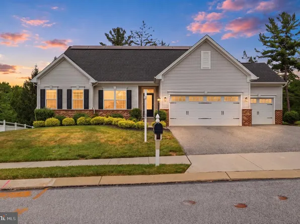1013 Pin Oak Ln, York, PA 17403
