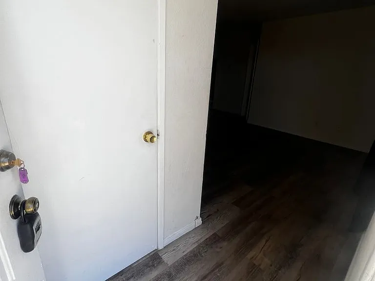 6326 Bagley Ave — Photo 3