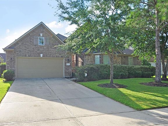 2nd image of 12135 Guadalupe Trail Ln