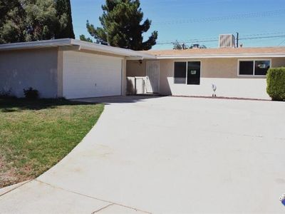 441 E Lingard St, Lancaster, CA, 93535