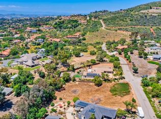 1520 Tierra Del Cielo, Vista, CA 92084