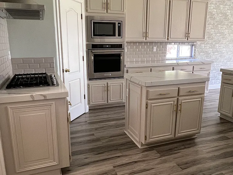 10901 Adobe Creek Ct — Photo 6