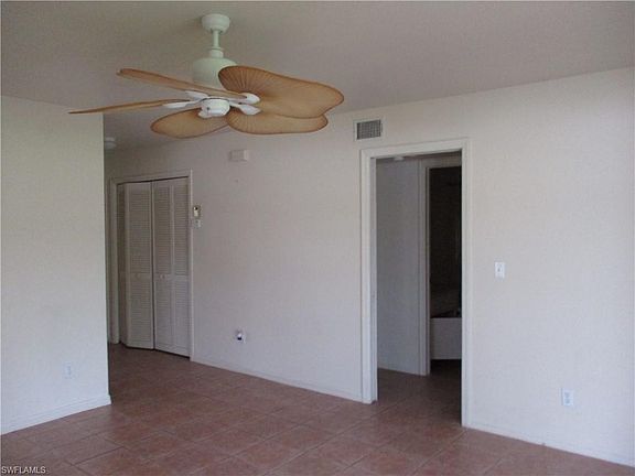 5th image of 623 SE 14th Ter