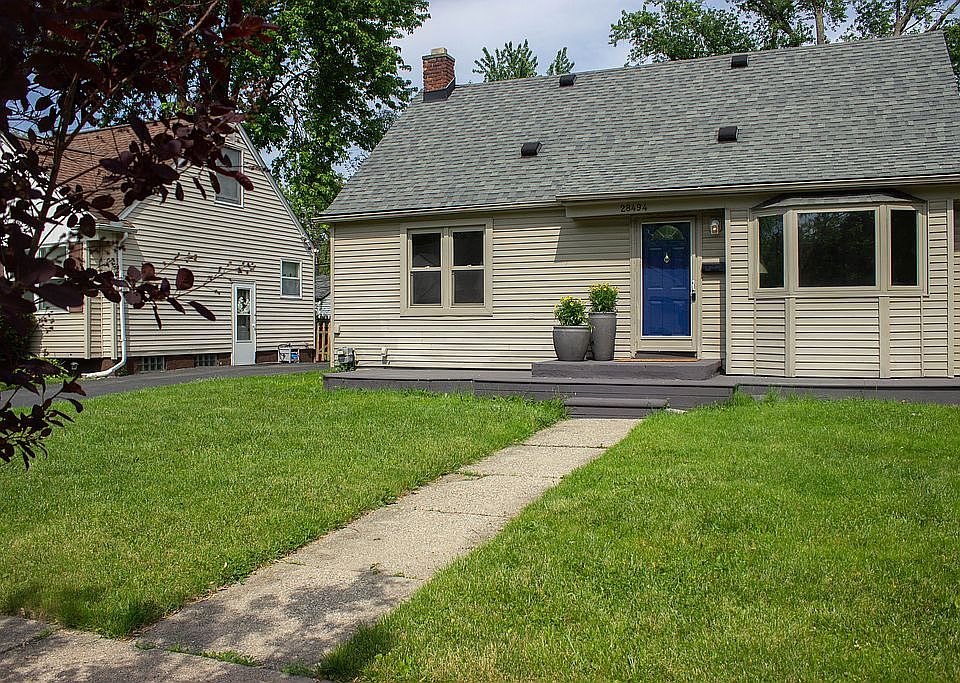 1st image of 28494 Everett St