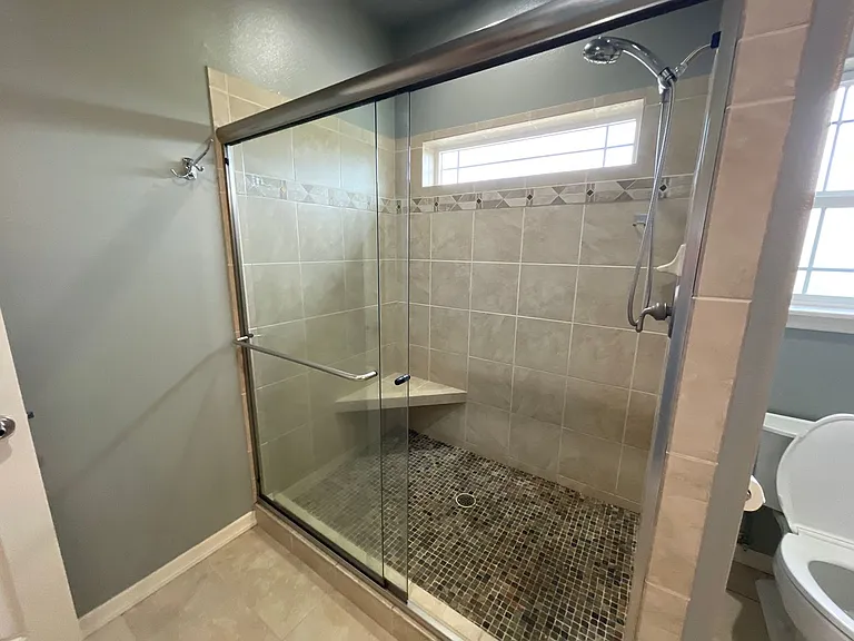 228 Winchester Creek Ave — Photo 33