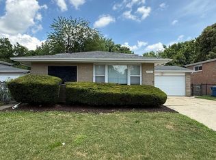 15125 Waterman Dr, Calumet City, IL