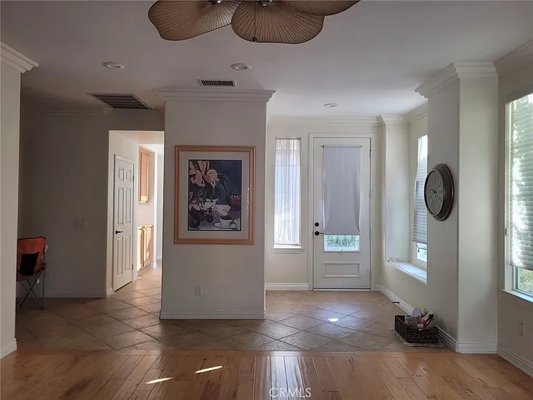 1 Saintsbury — Photo 6