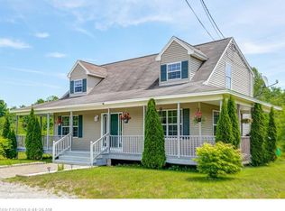 12 Bluegrass Dr, Brunswick, ME 04011