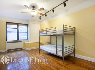 402 E 74th St APT 1E, New York, NY 10021