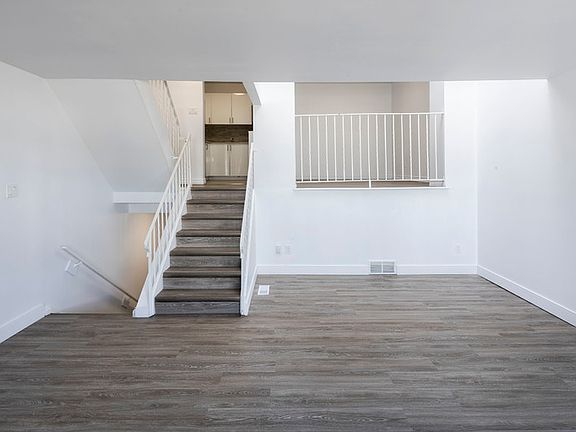 4th image of 519 Sunnydale Pl #1A
