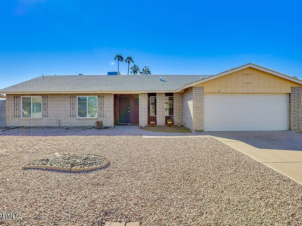 4933 W Larkspur Dr