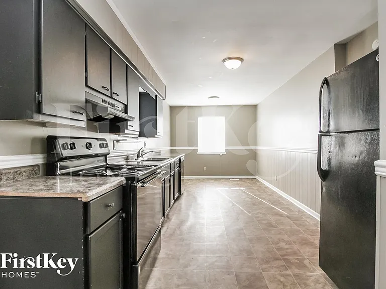 531 S Arlington Ave — Photo 5