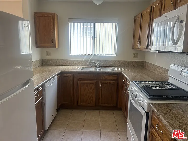 8515 Saturn St #102 — Photo 6