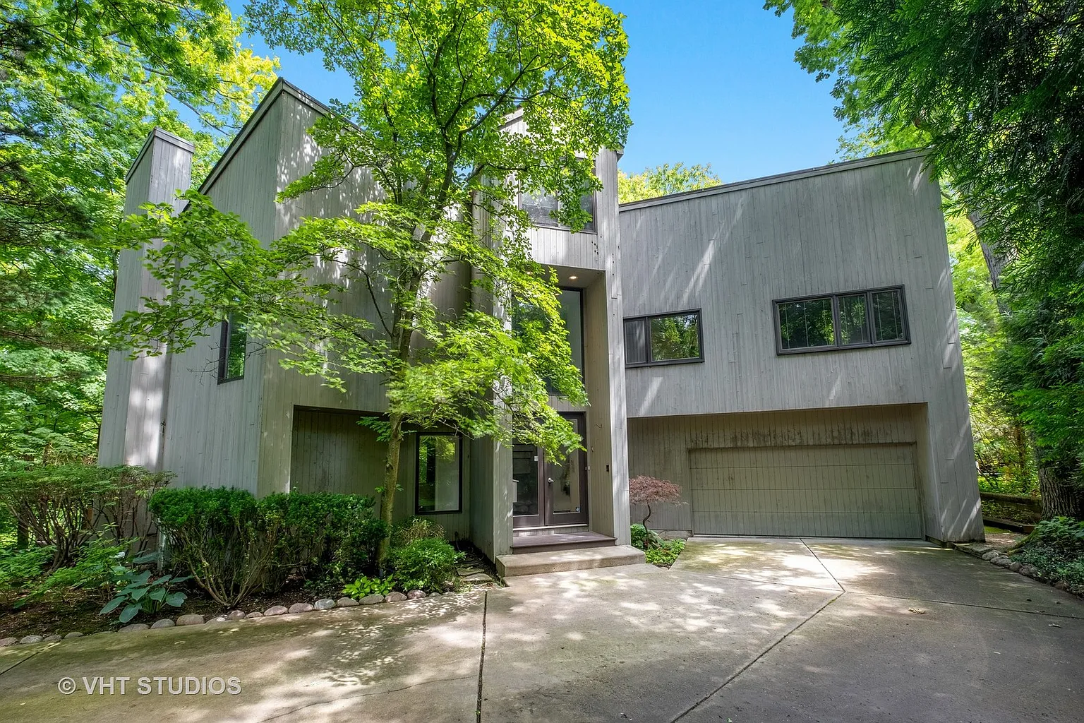 863 Baldwin Rd photo 1