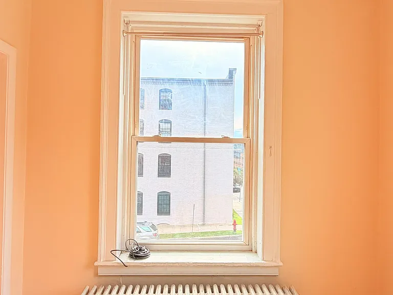 111 College St #4C — Photo 19