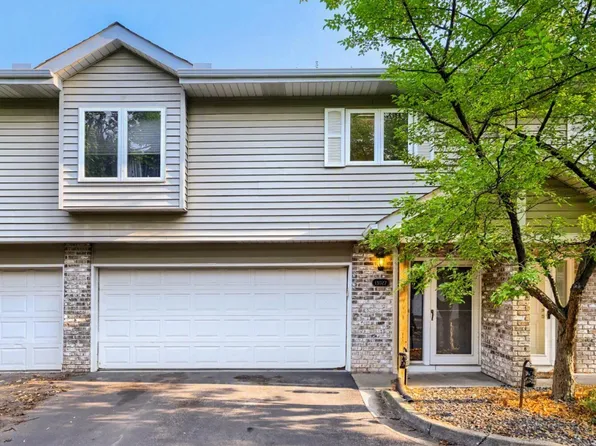 13027 Penn Ave S, Burnsville, MN 55337