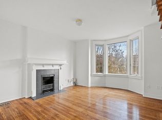 226 Indian Grv, Toronto, ON M6P2H2