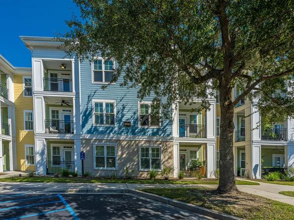 2000 Belle Isle Ave Unit 304, Mount Pleasant, SC 29464