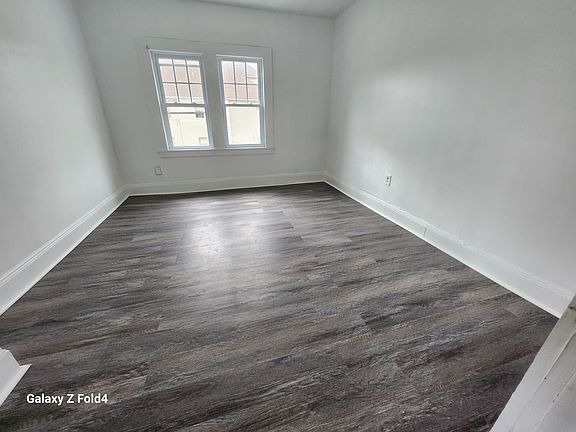 3rd image of 3509 E 154th St #5