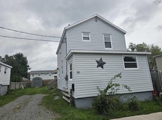 10 Manning St, North Sydney, NS B2A1Z5
