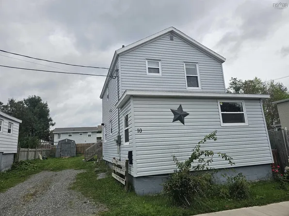 10 Manning St, North Sydney, NS B2A 1Z5